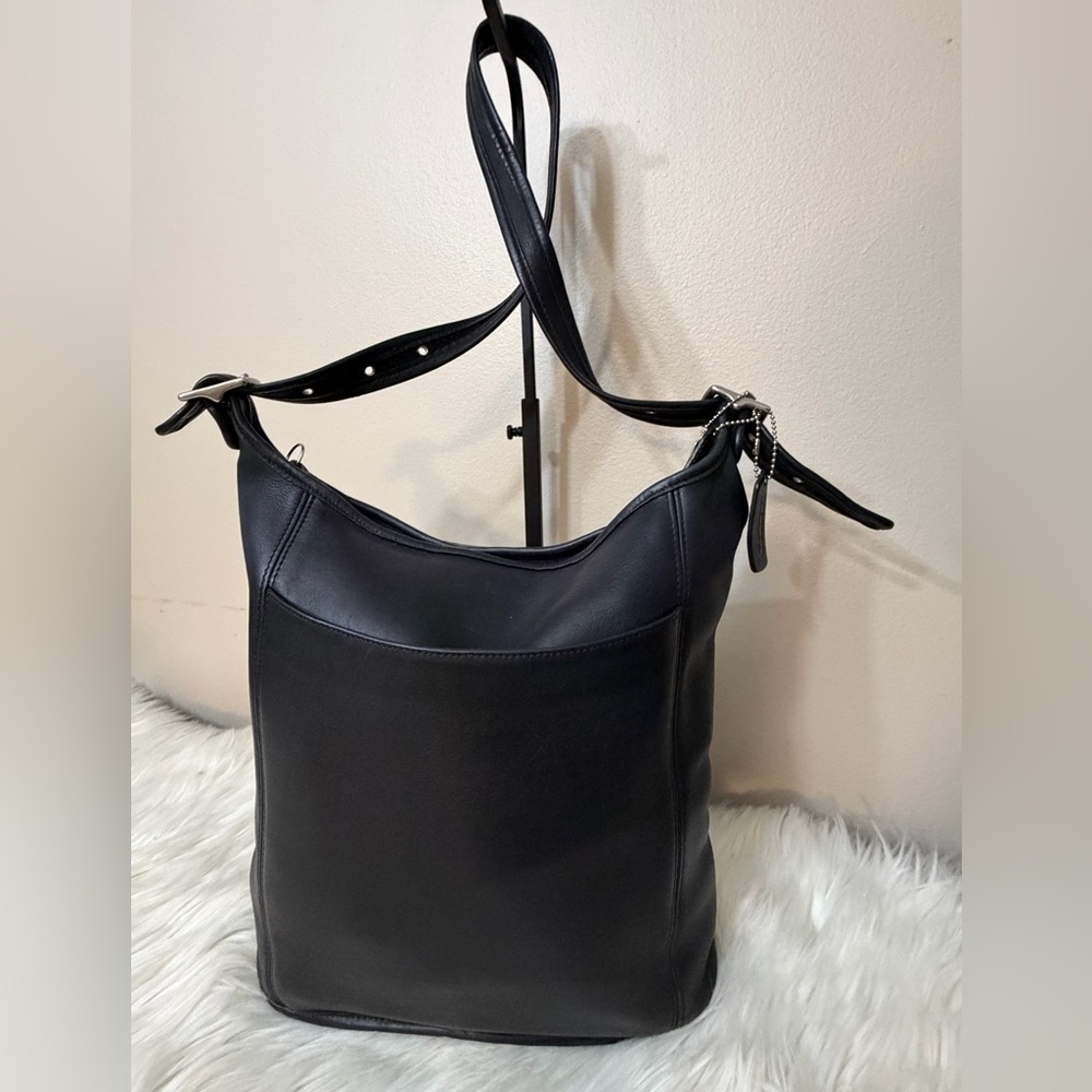 Vintage COACH (# 9060) "Legacy Slim Duffle Sac" Black Leather Shoulder bag